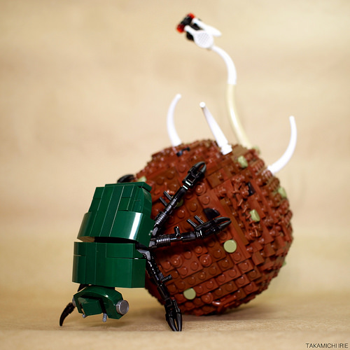 bug lego