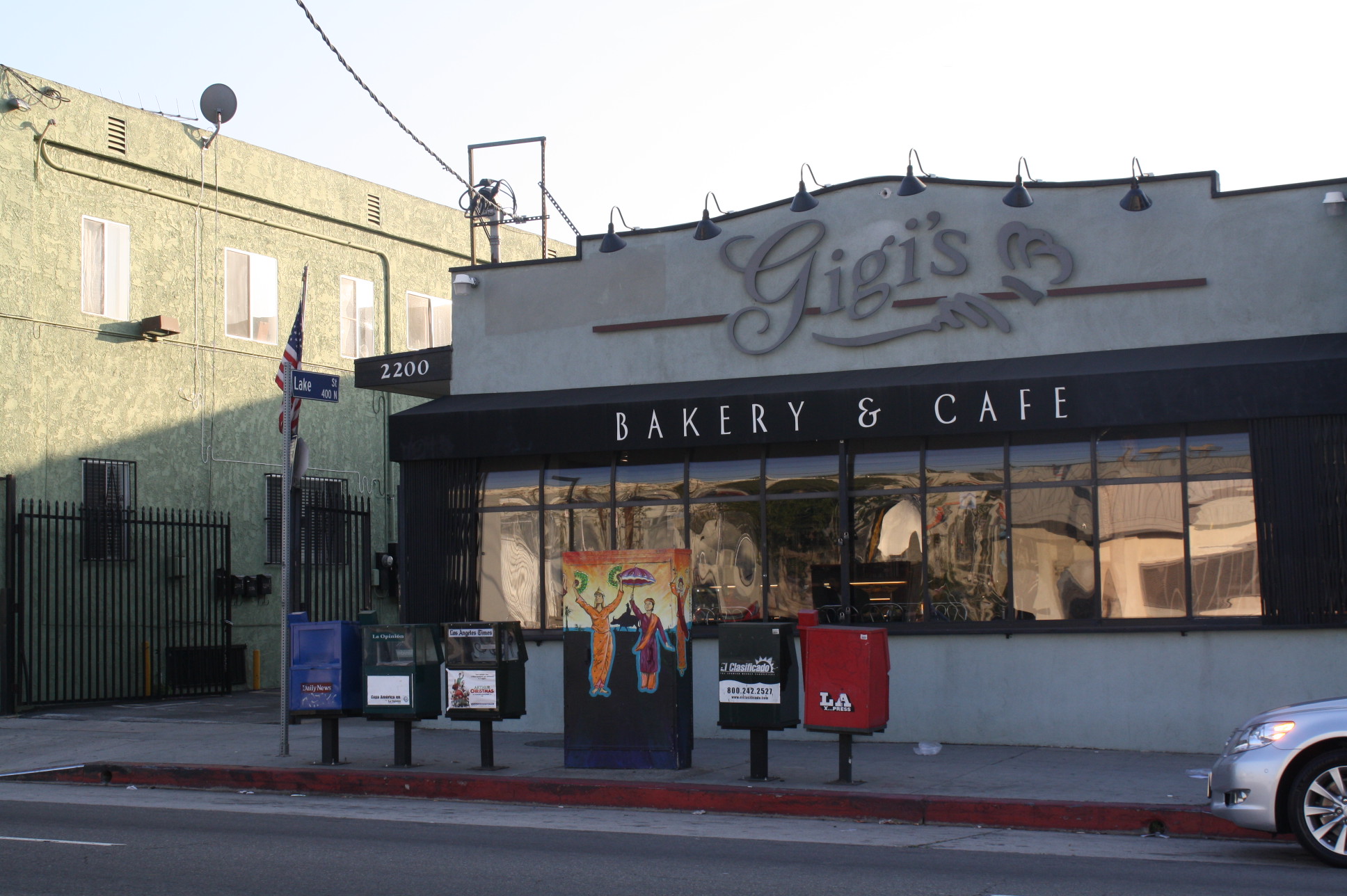 Gigi's La fachada del restaurante Gigi’s en la calle Temple, a una cuadra al oeste de la calle Alvarado. (Foto Agustín Durán/El Pasajero).