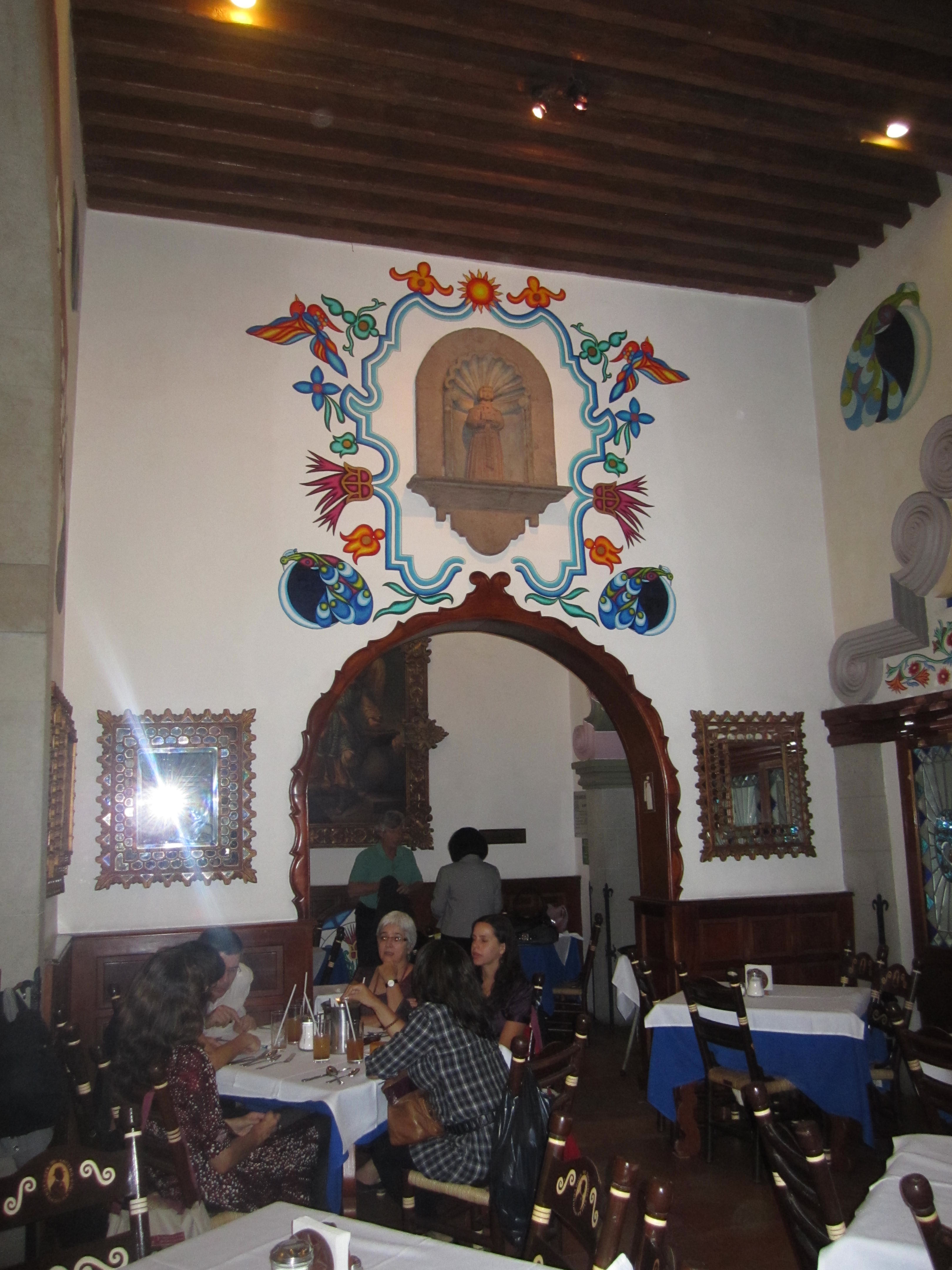 Café de Tacuba, una joya de la cocina colonial en el centro de la