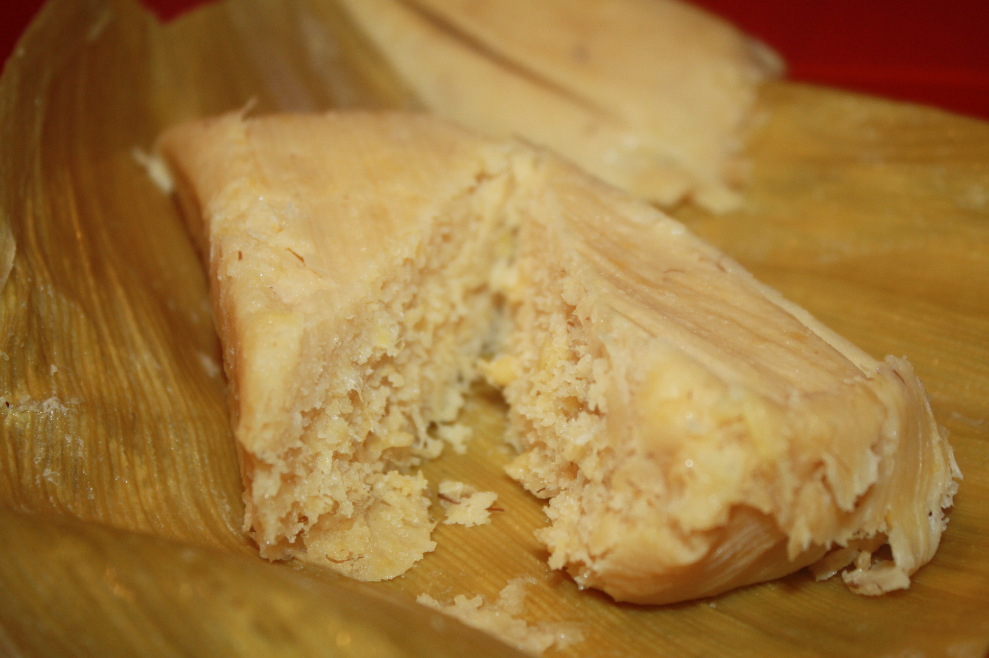 Los tamales de elote son de los que mayor demanda tienen en La Indiana. (Foto de Agustín Durán/El Pasajero).
