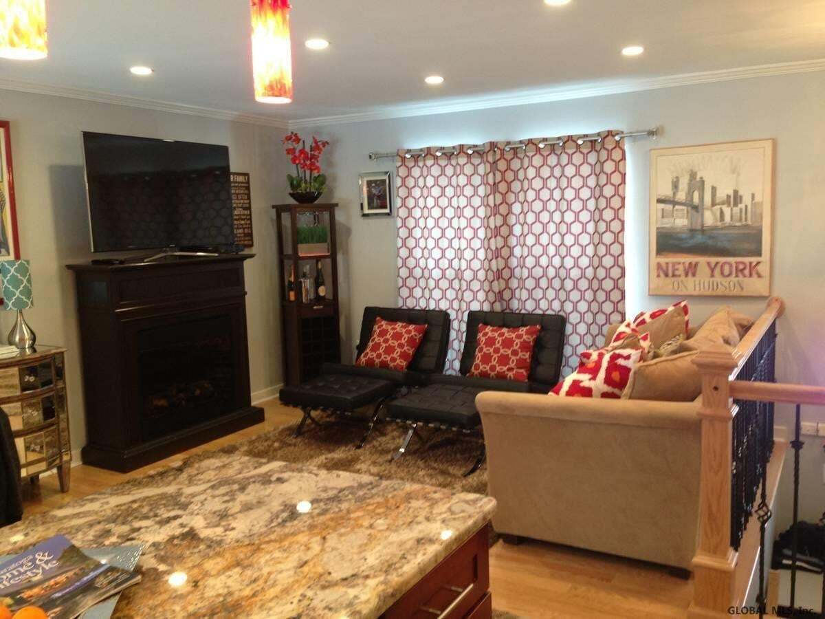 5 bedroom house available for rent Housing Skidmore Exchange