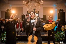 Mariachi dinastia 04