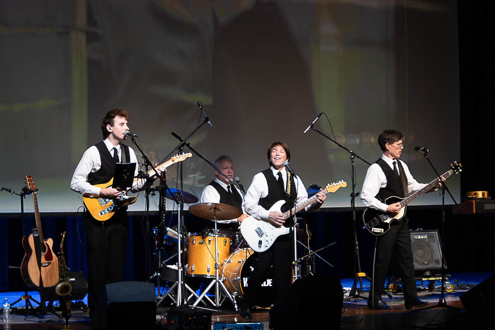 ミュージック BUMPOFCHICKENLIVE2022SilverJubileeatMaku Boomer JukeBox Live | GigRoster
