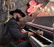 Piano myke
