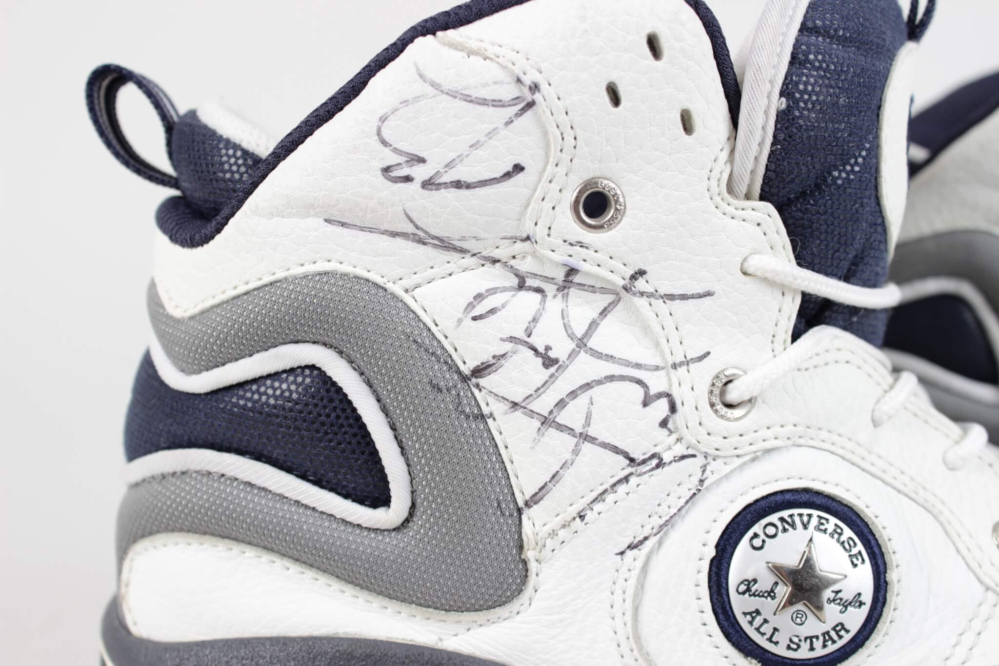 199899 Los Angeles Lakers Dennis Rodman GameWorn Warm