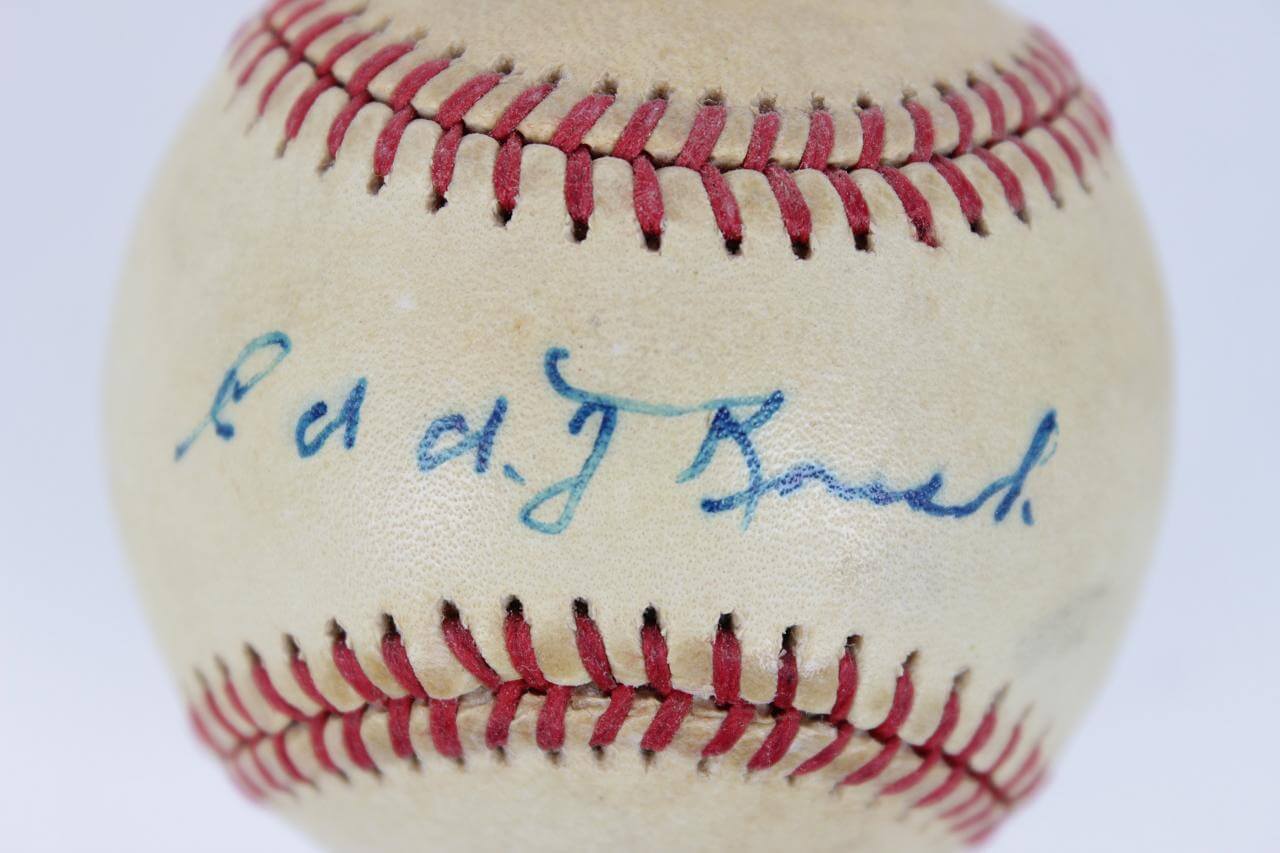 EDD Roush Signed Baseball Cincinnati Reds