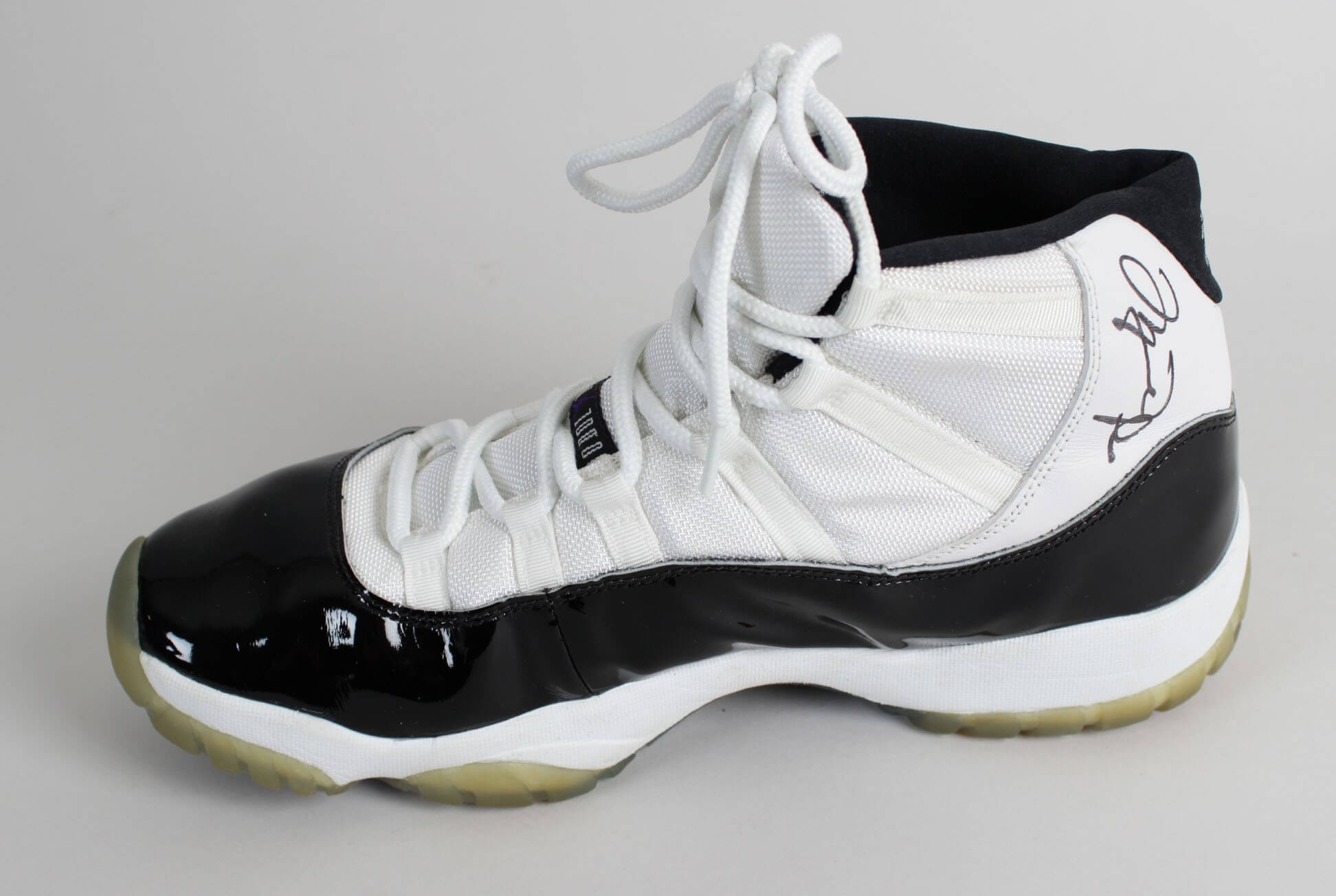 199596 Chicago Bulls HOFer Michael Jordan GameWorn 199596 Chicago Bulls HOFer Michael Jordan GameWorn