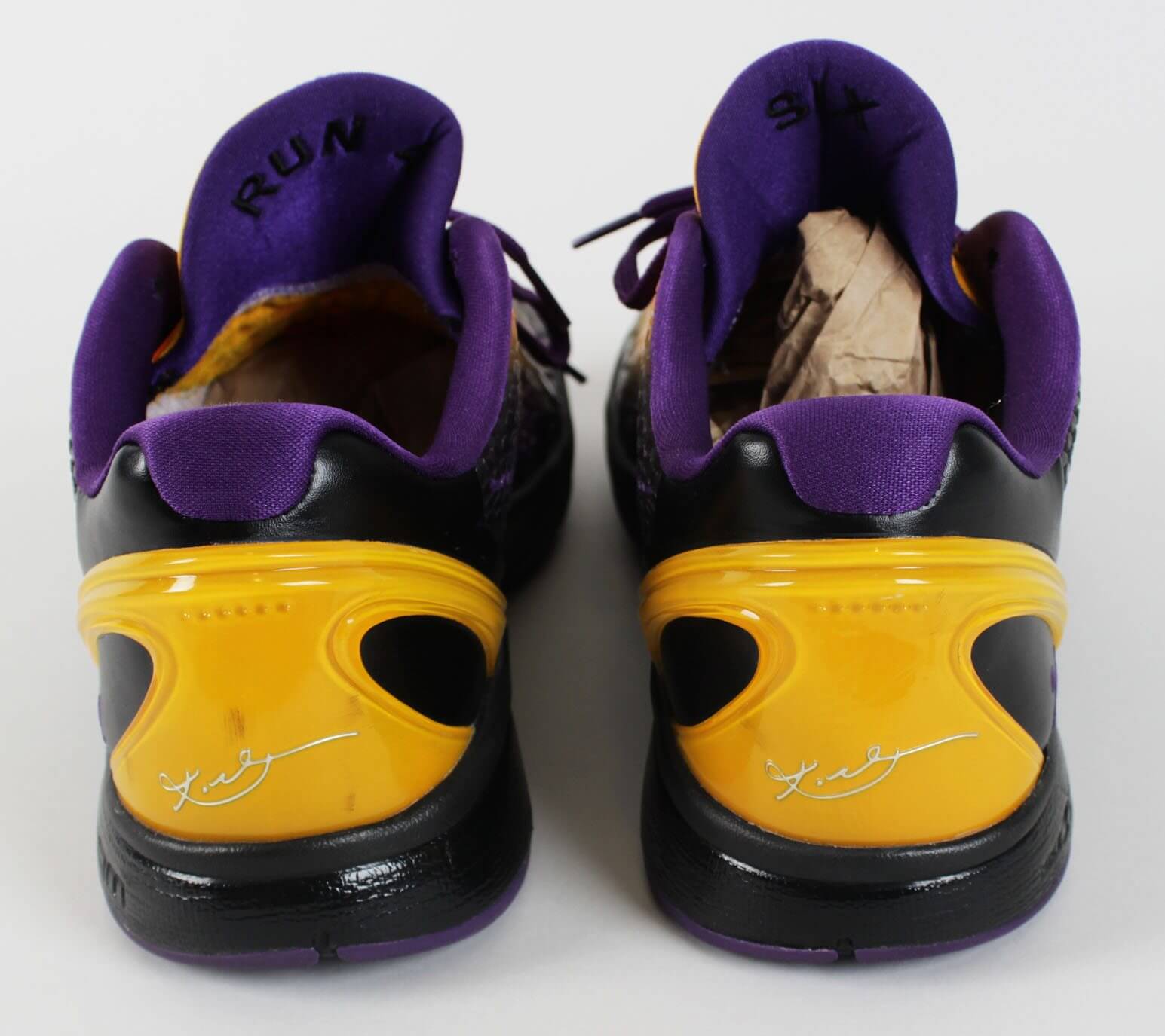 2010-11 Los Angeles Lakers - Kobe Bryant Worn Shoes Custom Mamba Snake NIKE iD Zoom VI Sneakers 