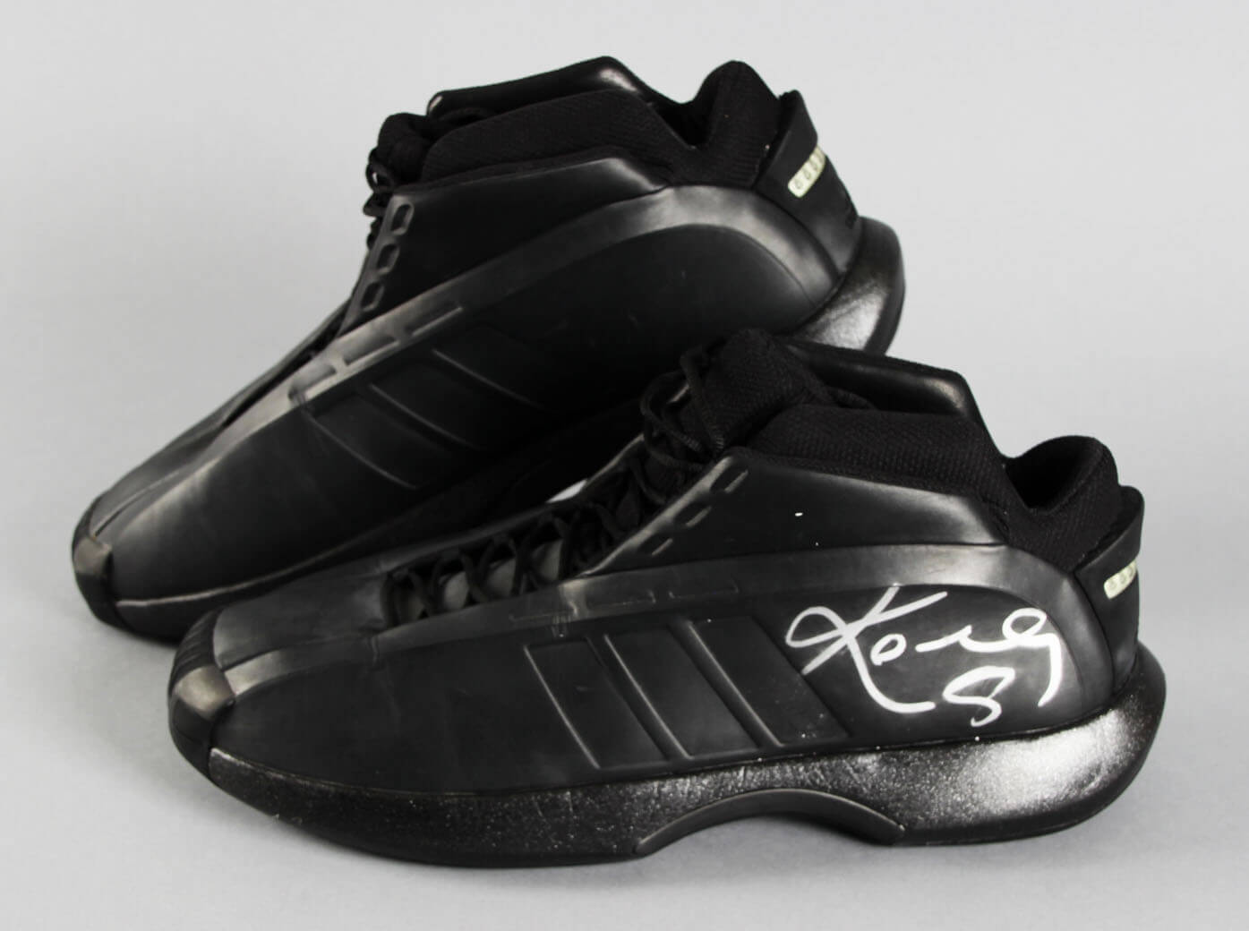 2002 kobe bryant shoes