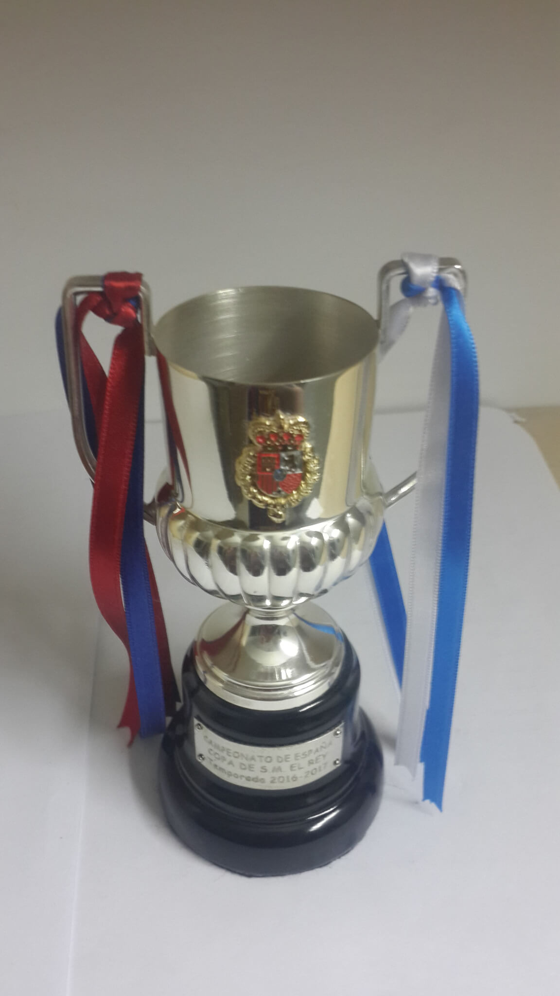 A Copa del Rey Final Match Winner Player Original Trophy with Laces and ...