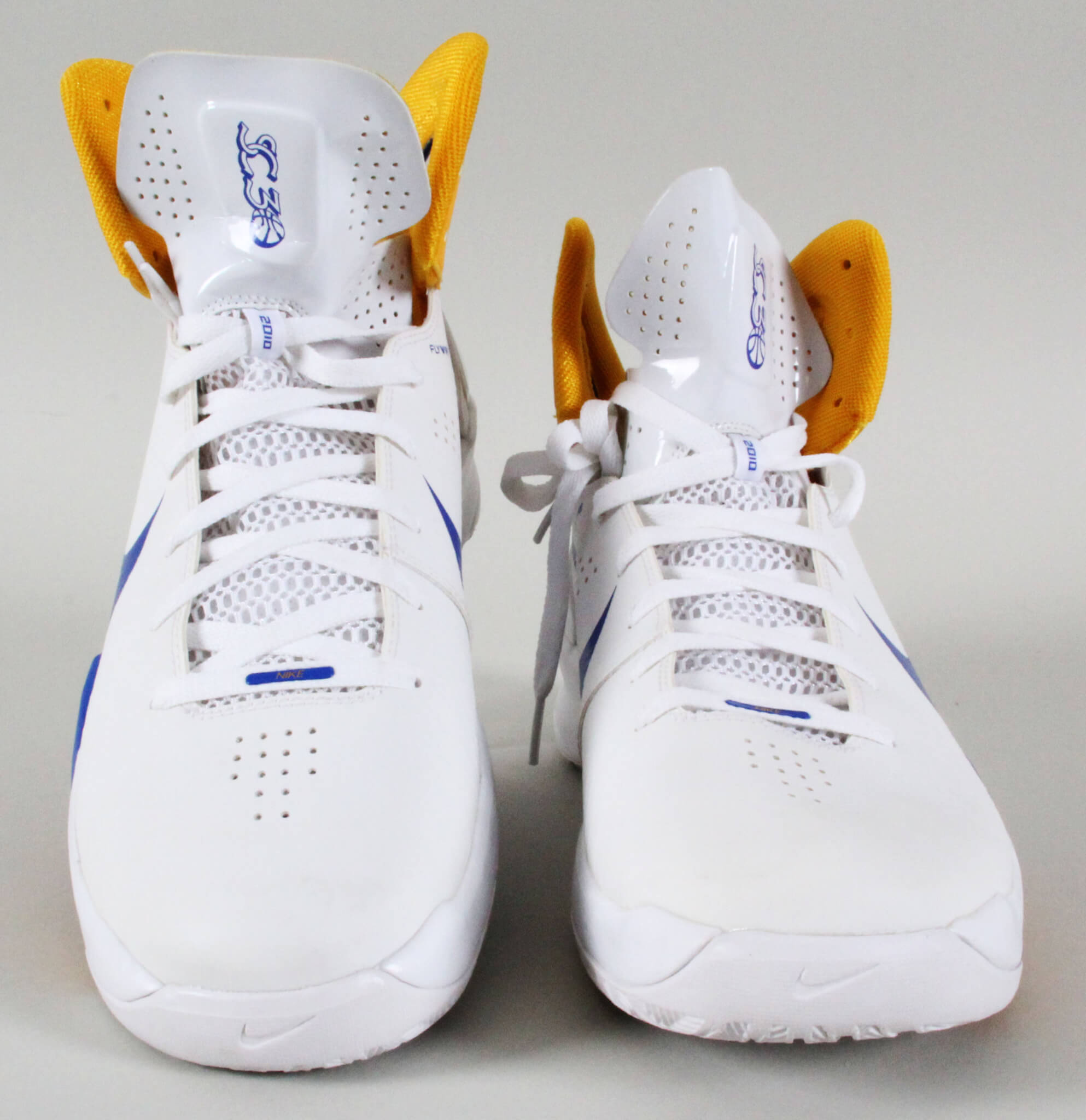 stephen curry game used shoes