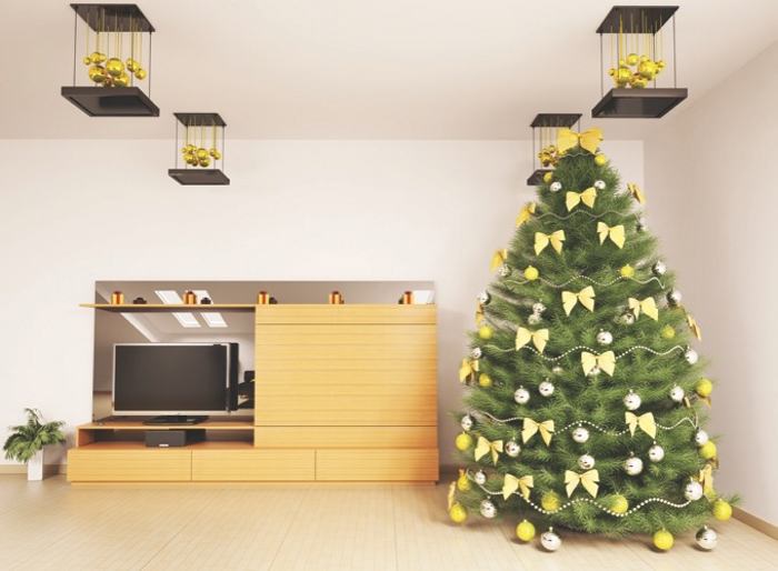 Con objetos sencillos y renovados se le puede dar una nueva vida al árbol de Navidad, para no gastar mucho. (Foto Prensa Libre: Hemeroteca PL)