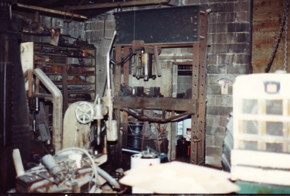 Hydraulic press