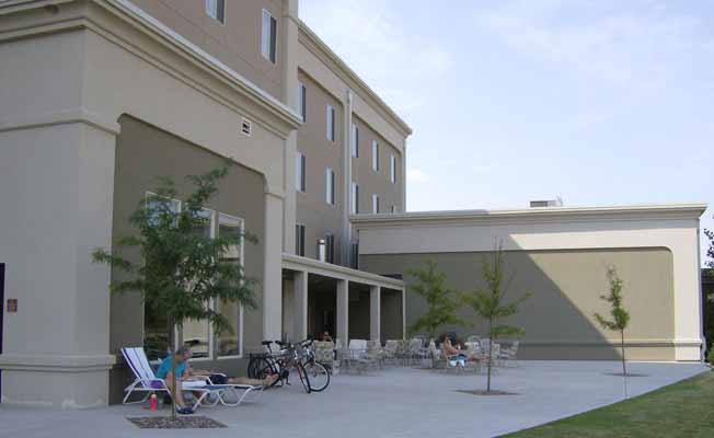Hampton Inn slider image 3