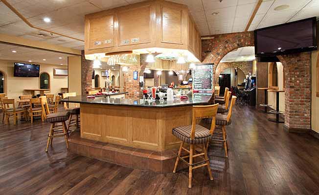 Holiday Inn slider image 3