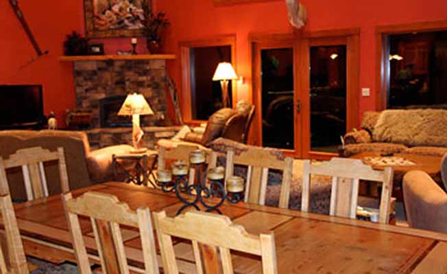 Ski-In/Ski-Out Luxury Townhouse slider image 0