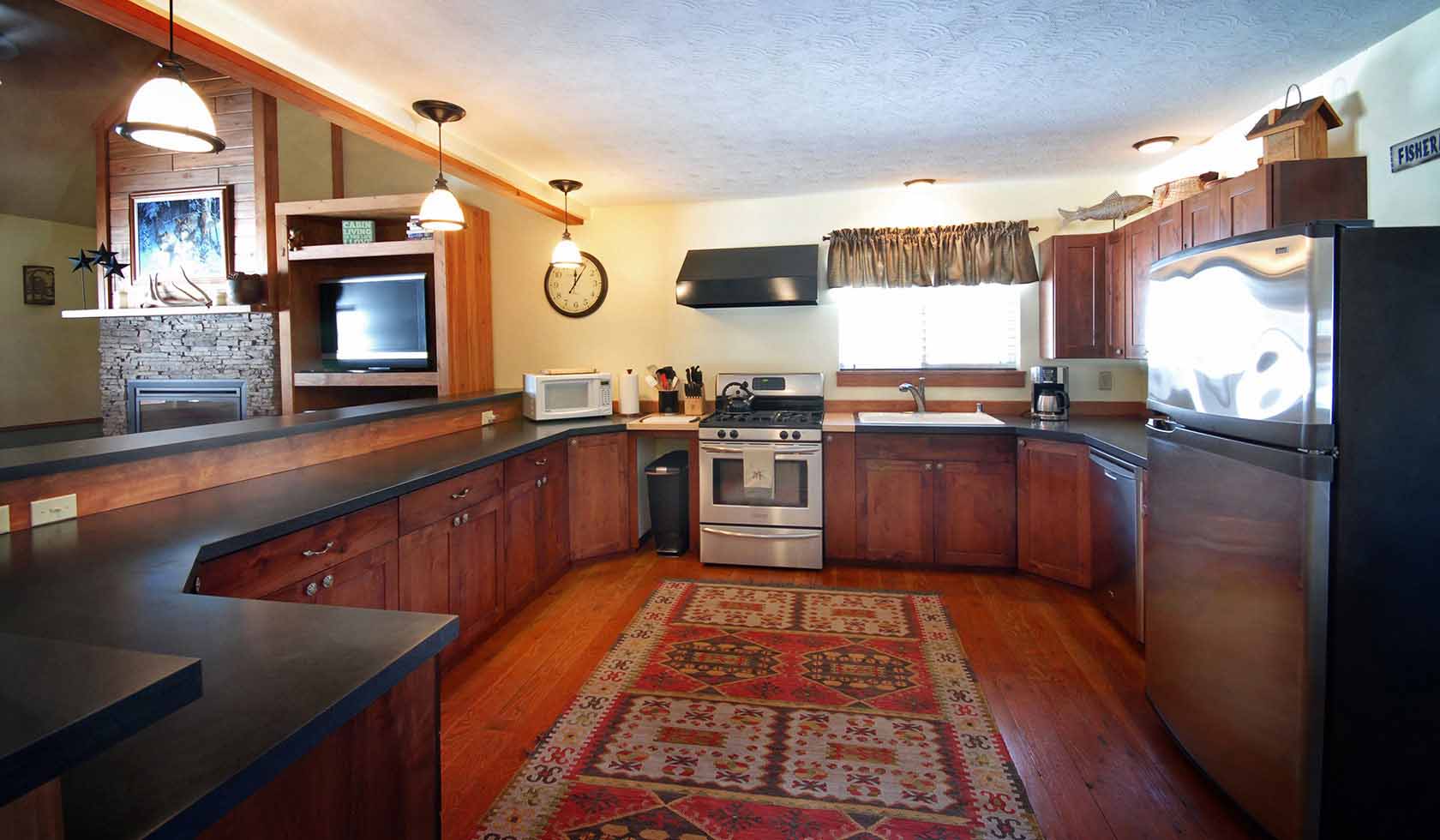 Montana Rock Creek Cabin