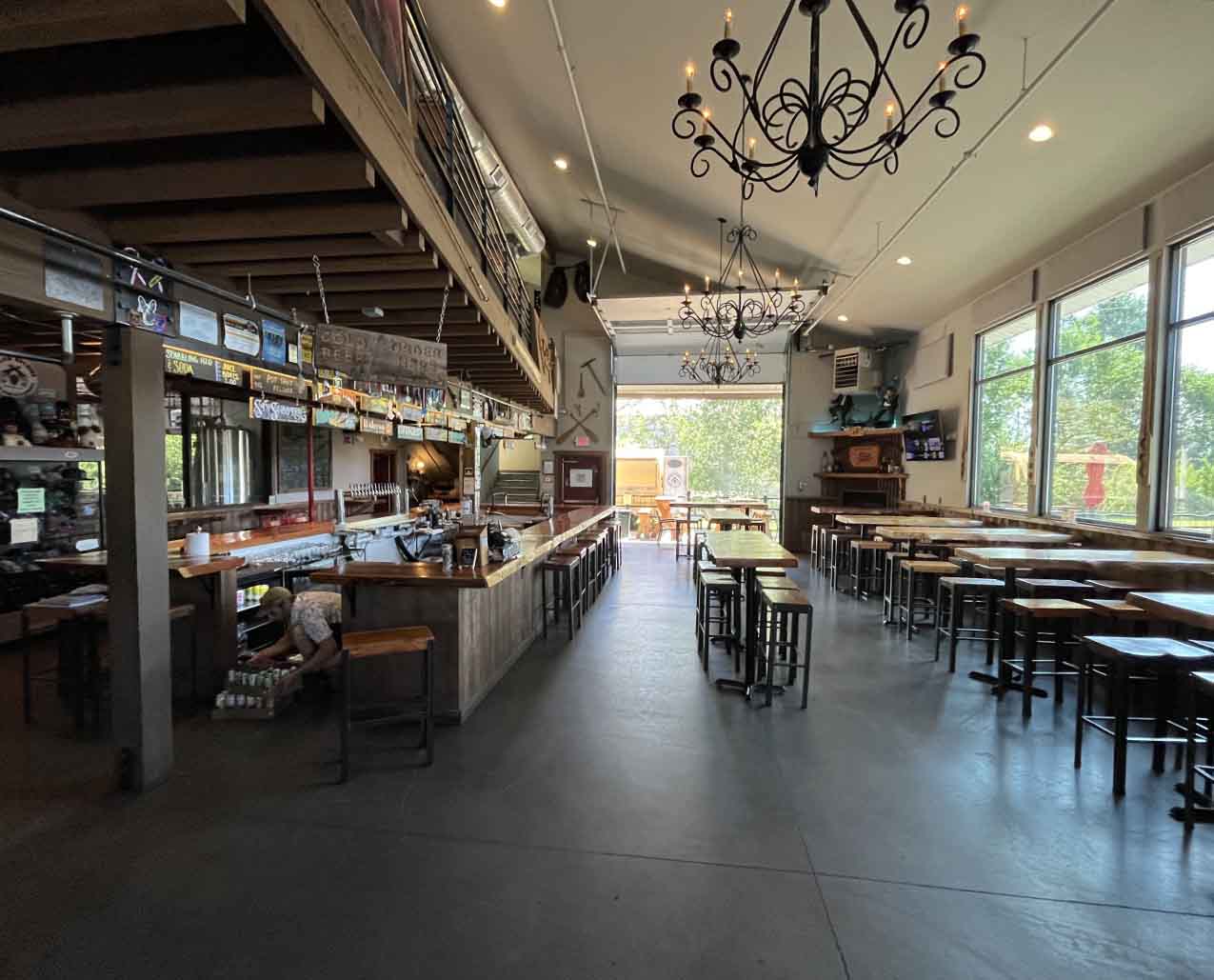 Outlaw Brewing slider image 1