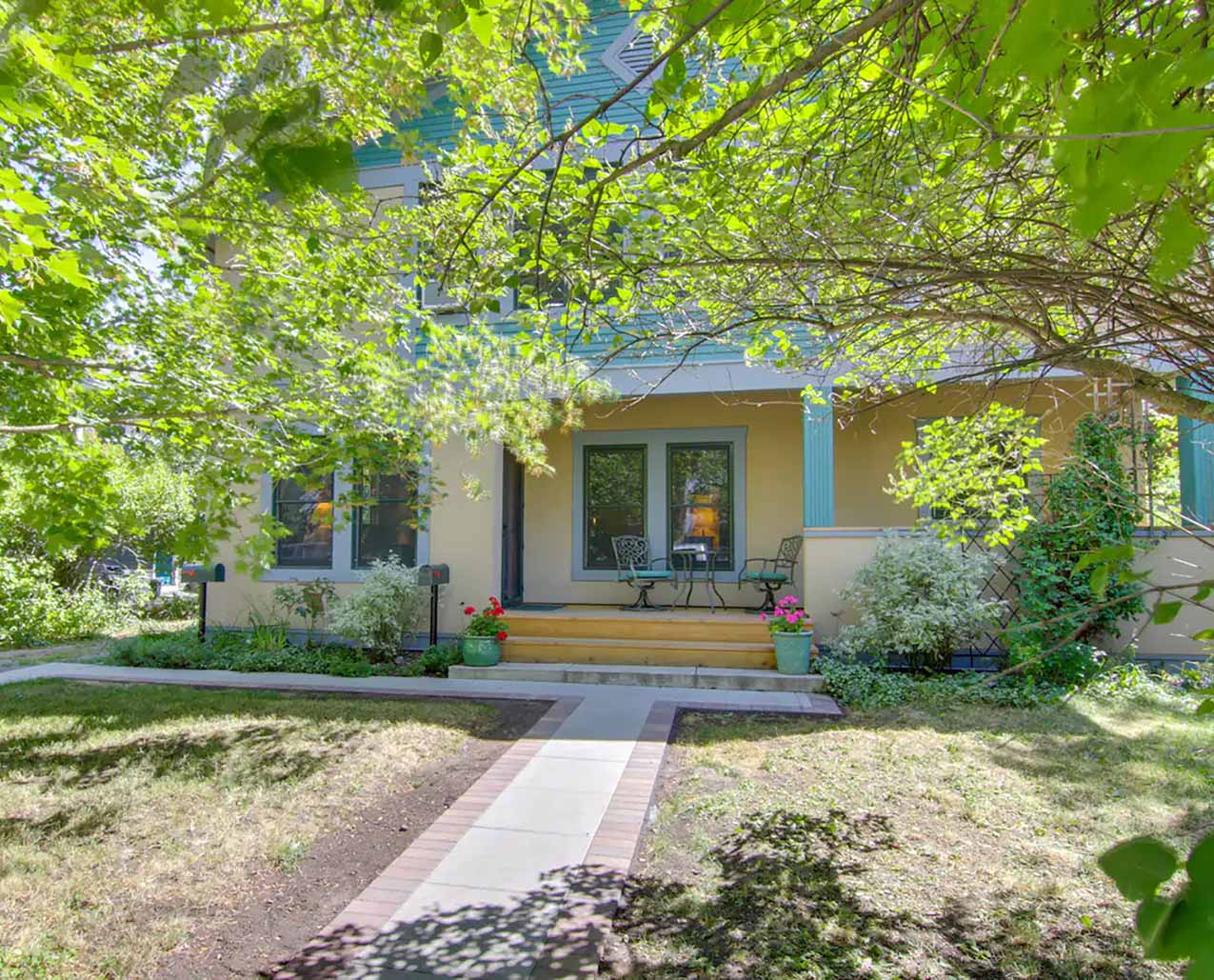 The Bear House slider image 4