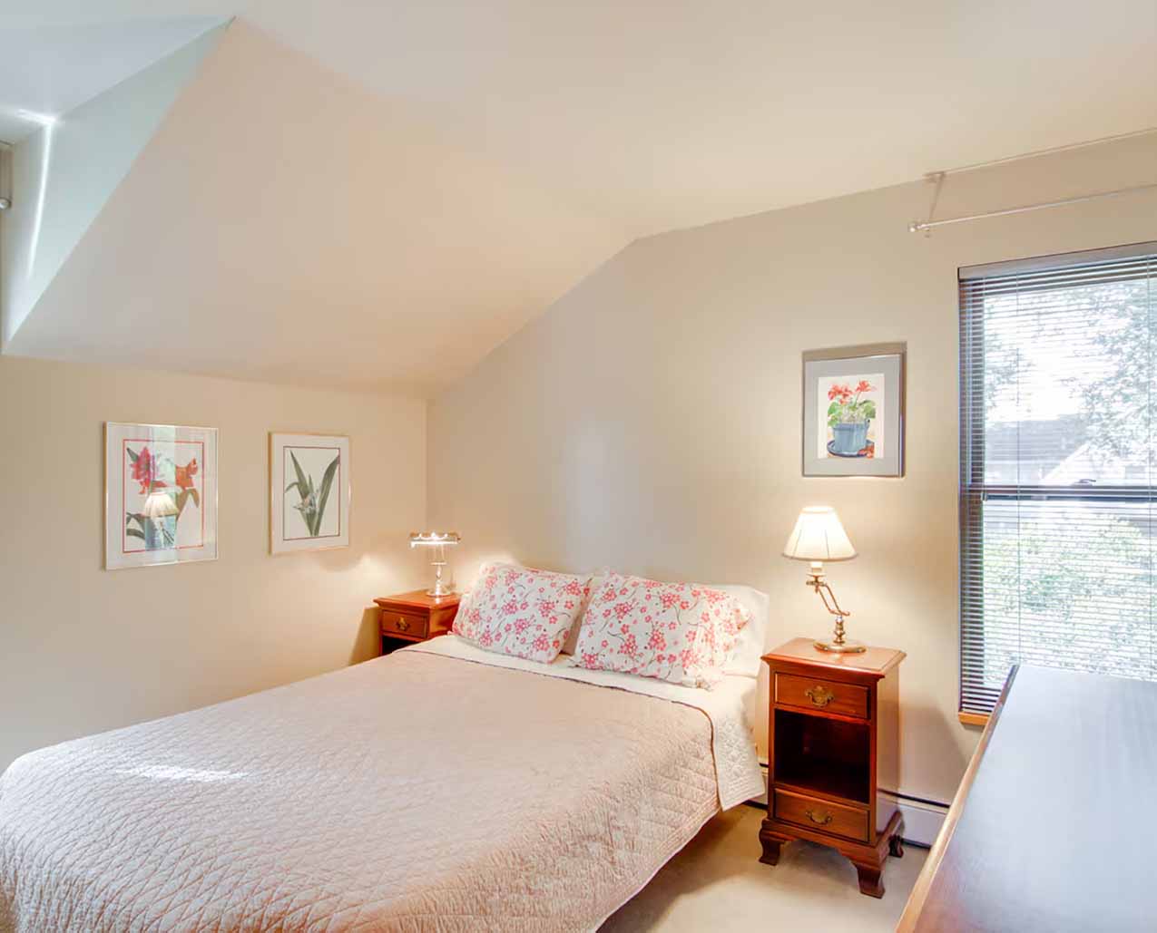 The Bear House slider image 3