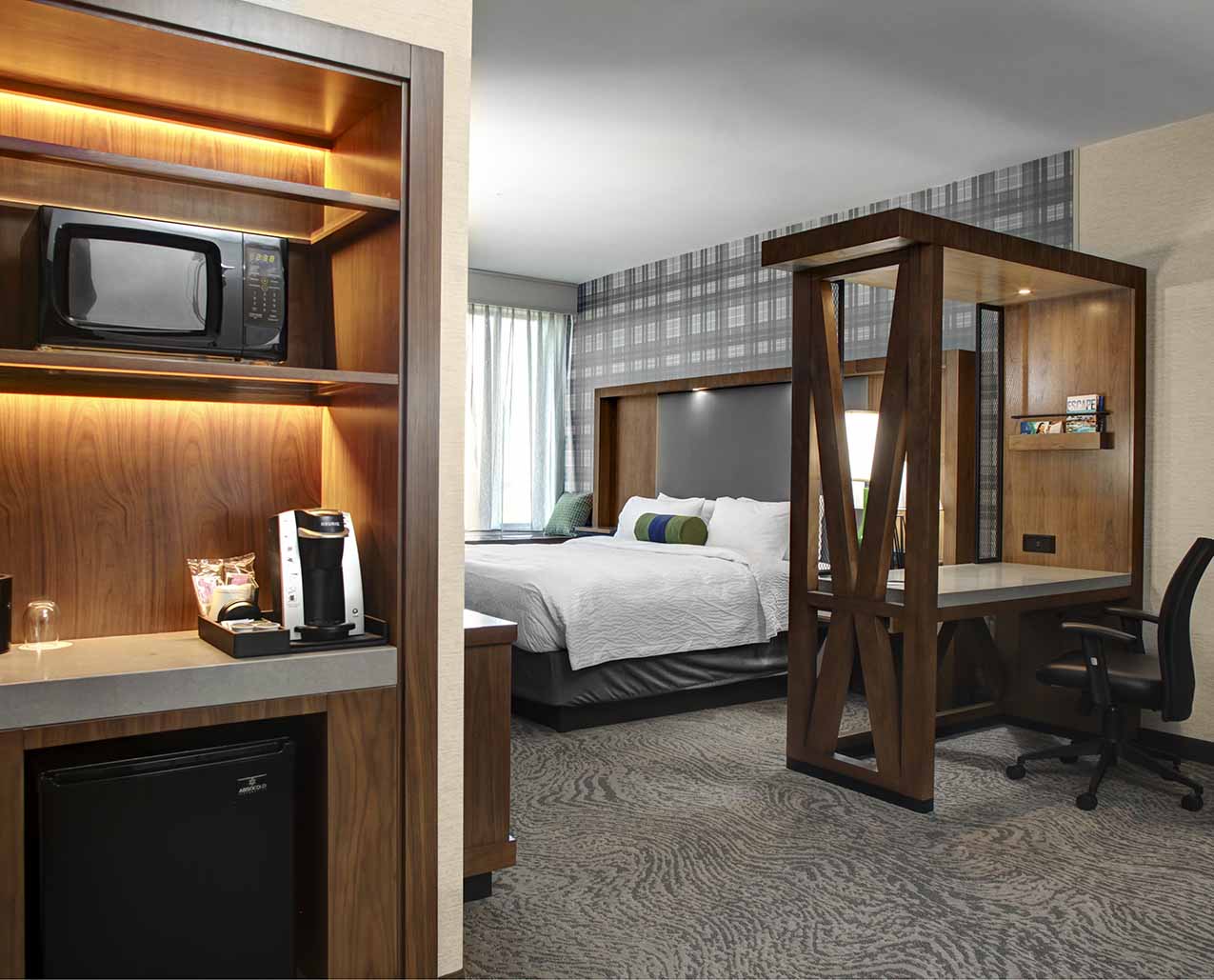 SpringHill Suites Bozeman slider image 4