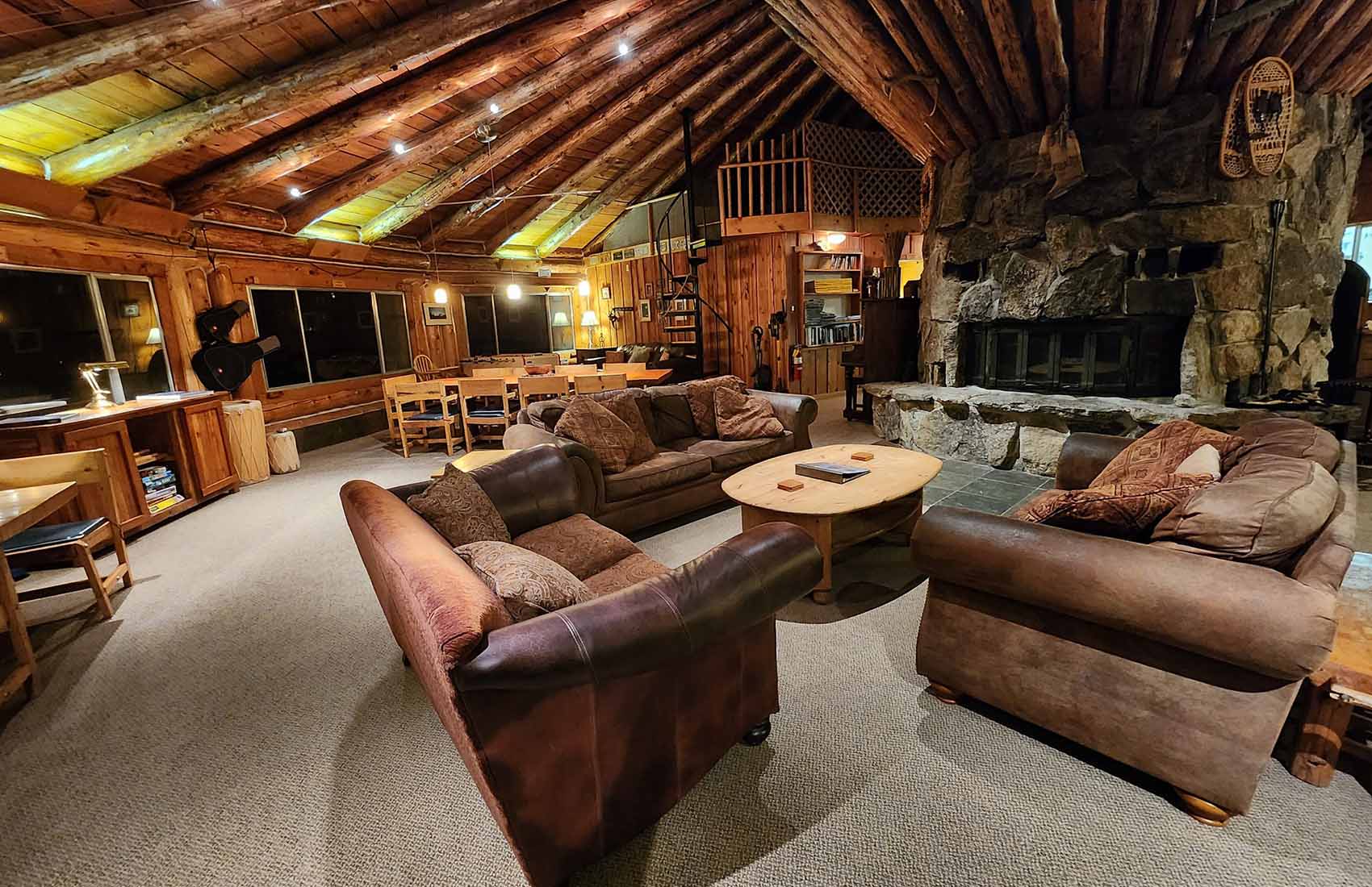 Downing Mountain Backcountry Lodge slider image 2