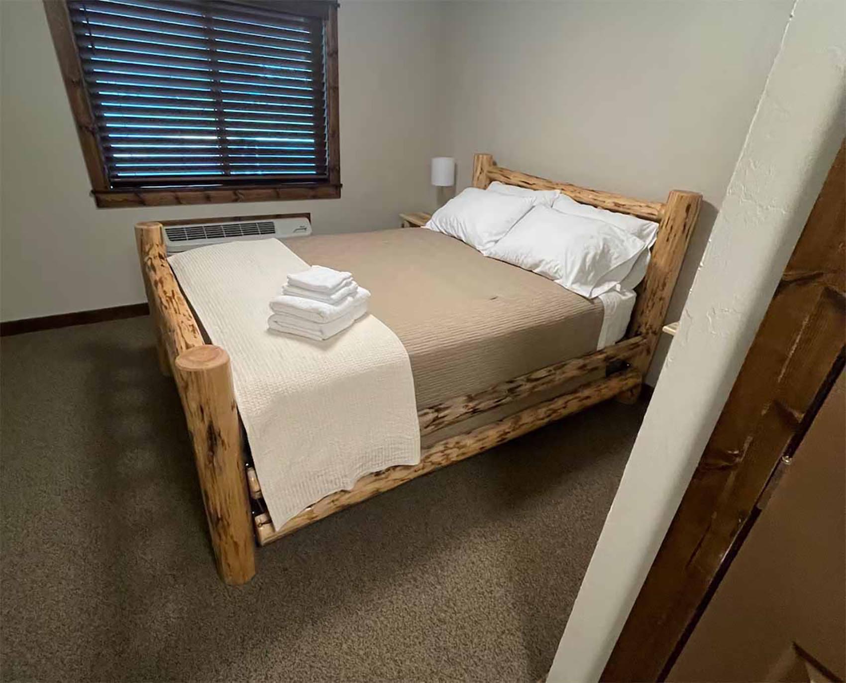 Seeley Basecamp slider image 0