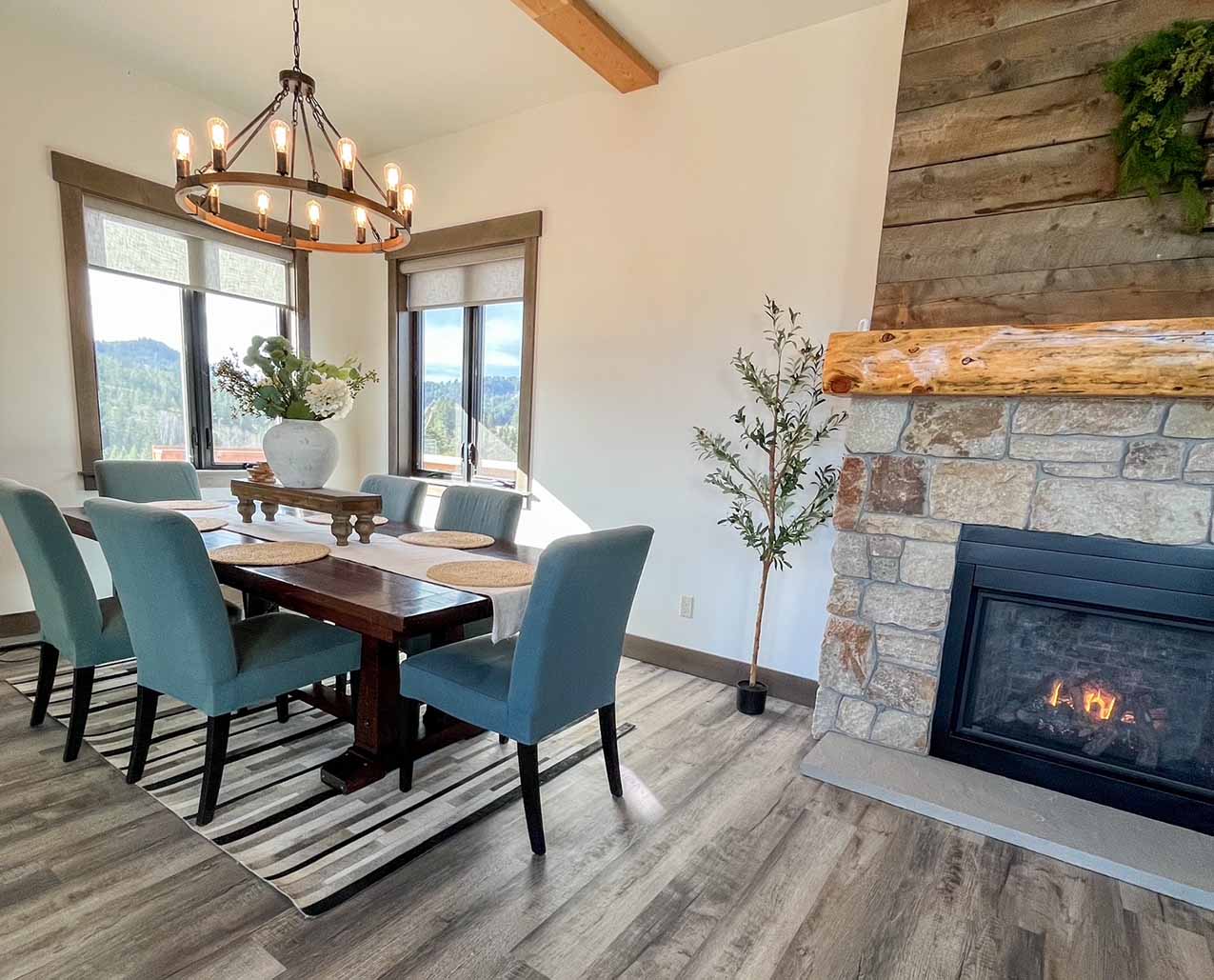 Jackson Creek Mountain Chalet slider image 1