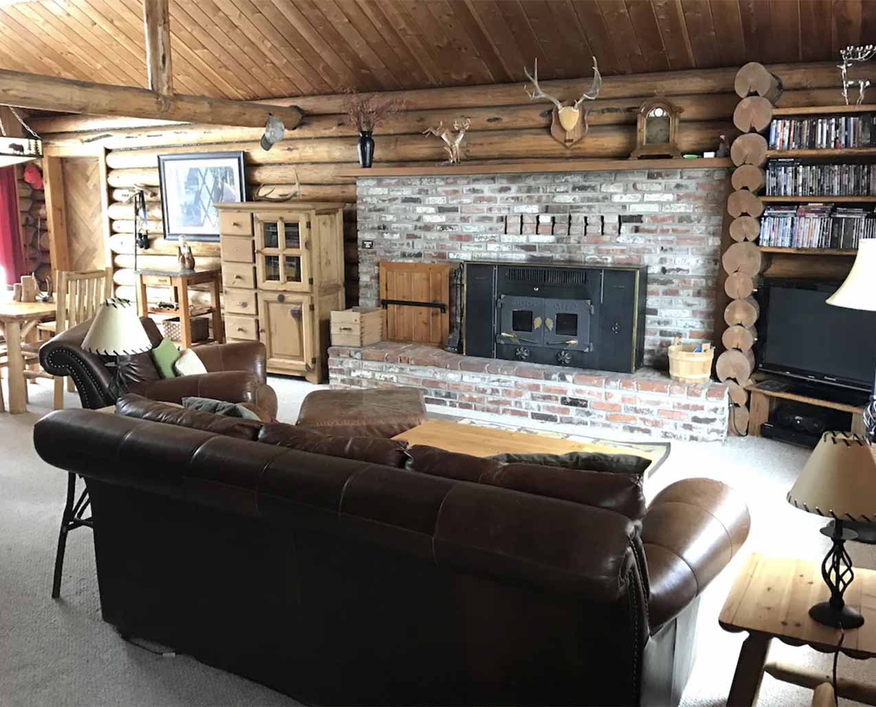 Chuck's Place slider image 0