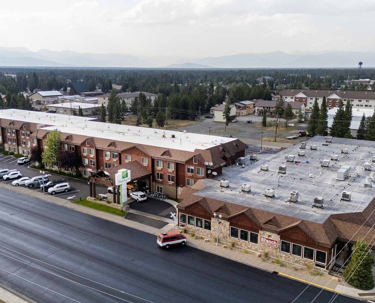 The Branch Restaurant and Bar slider image 3