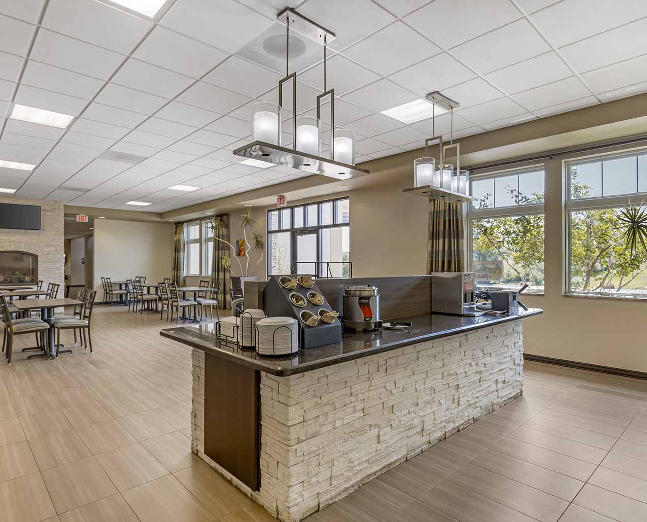 Best Western PLUS Havre Inn & Suites slider image 0