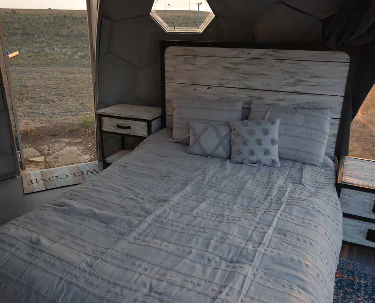 Little Dome on the Prairie slider image 1