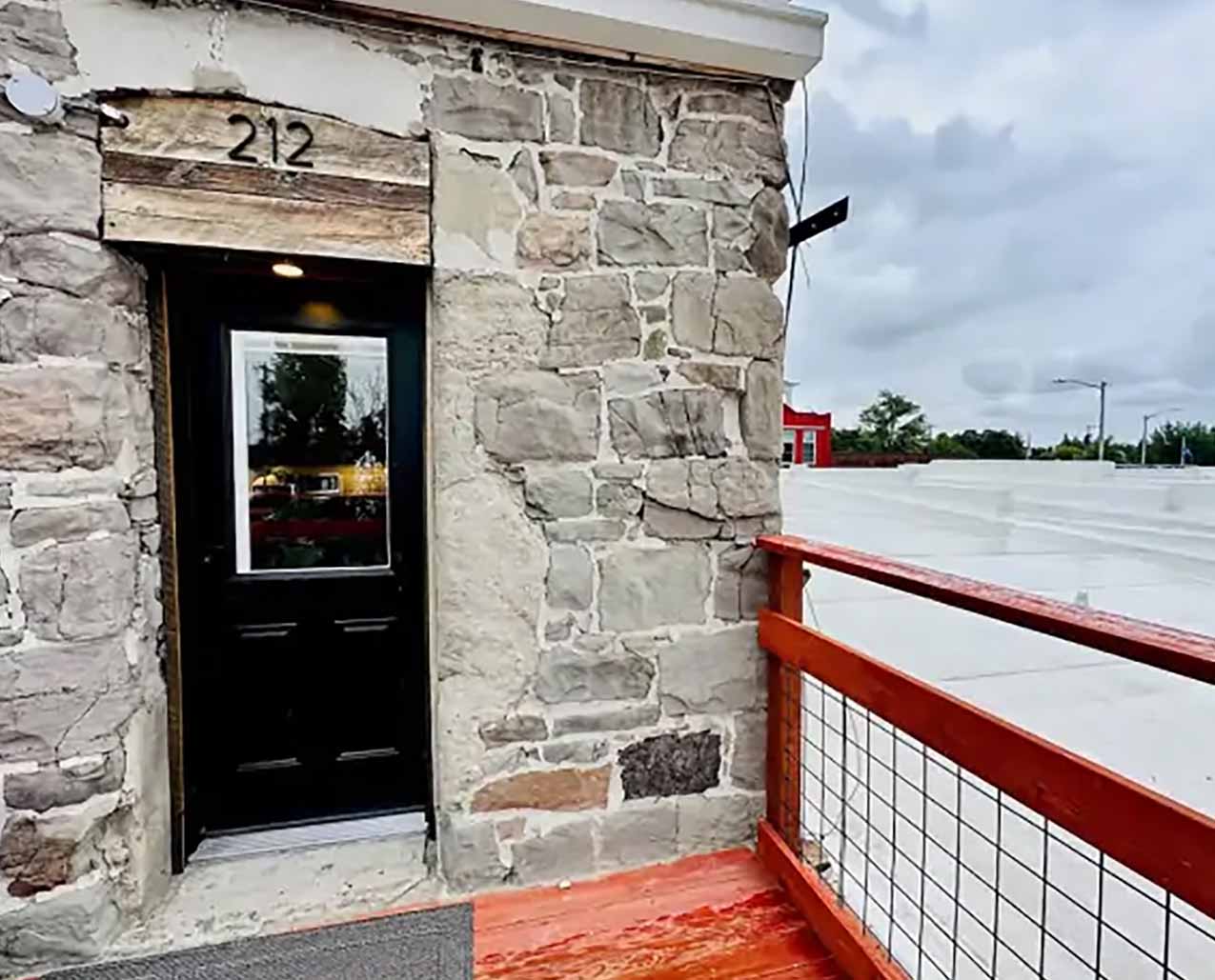 Vacay Stay 406 slider image 3