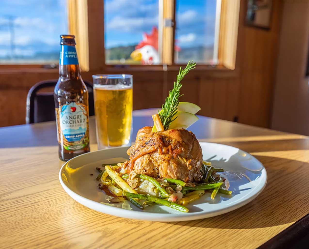 7 Gables Resort slider image 3