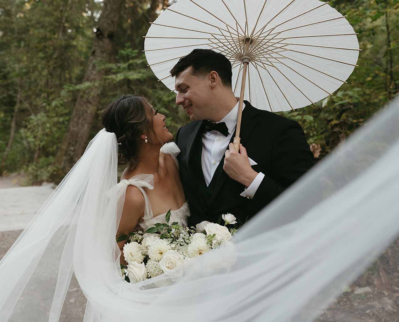 The Cabins at Blacktail slider image 4