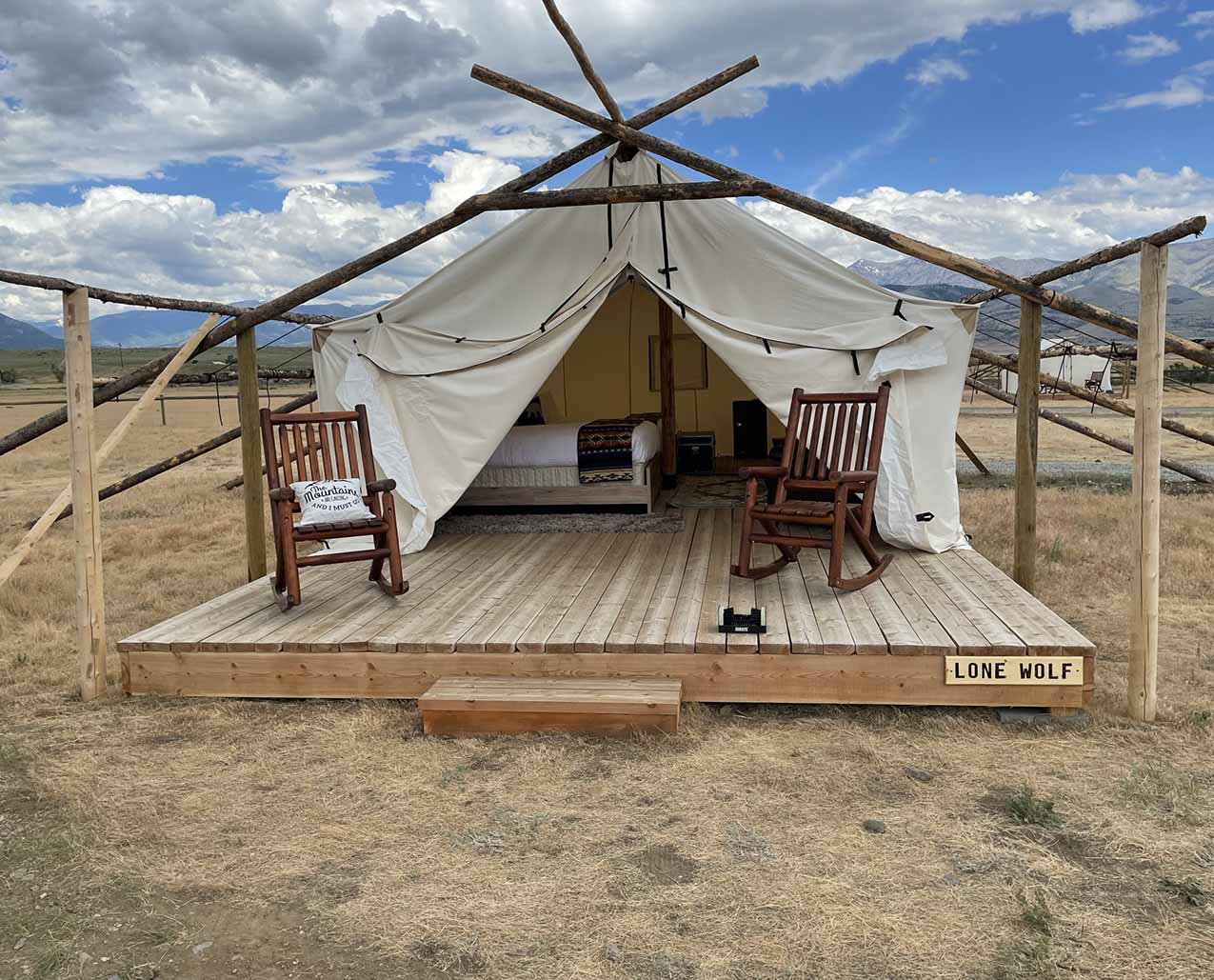 Yellowstone Dreamin Retreat slider image 5