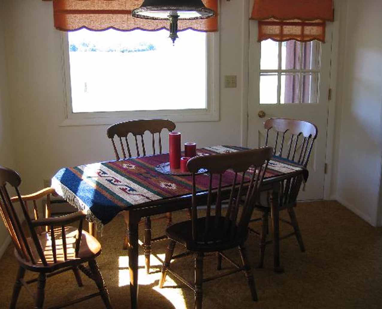 Montana Guest House slider image 3