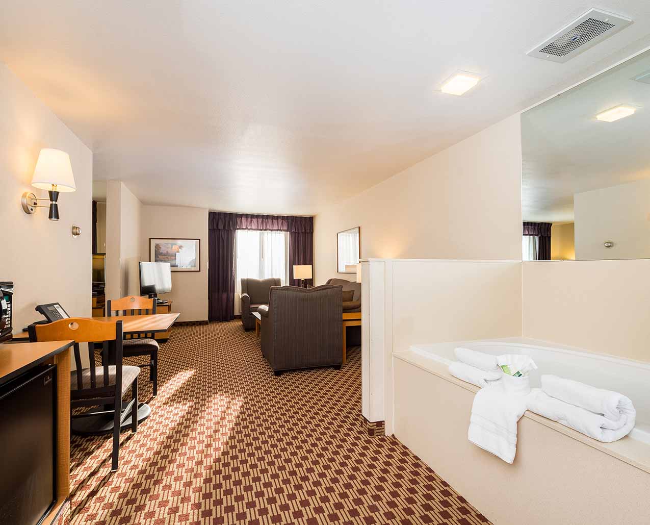 Crystal Inn Hotel & Suites Great Falls slider image 2