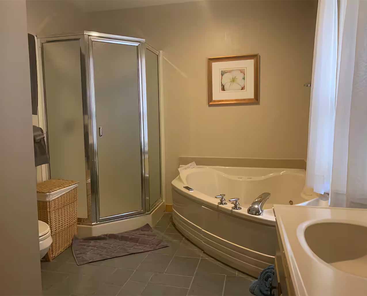 The Steele House Country Home slider image 3