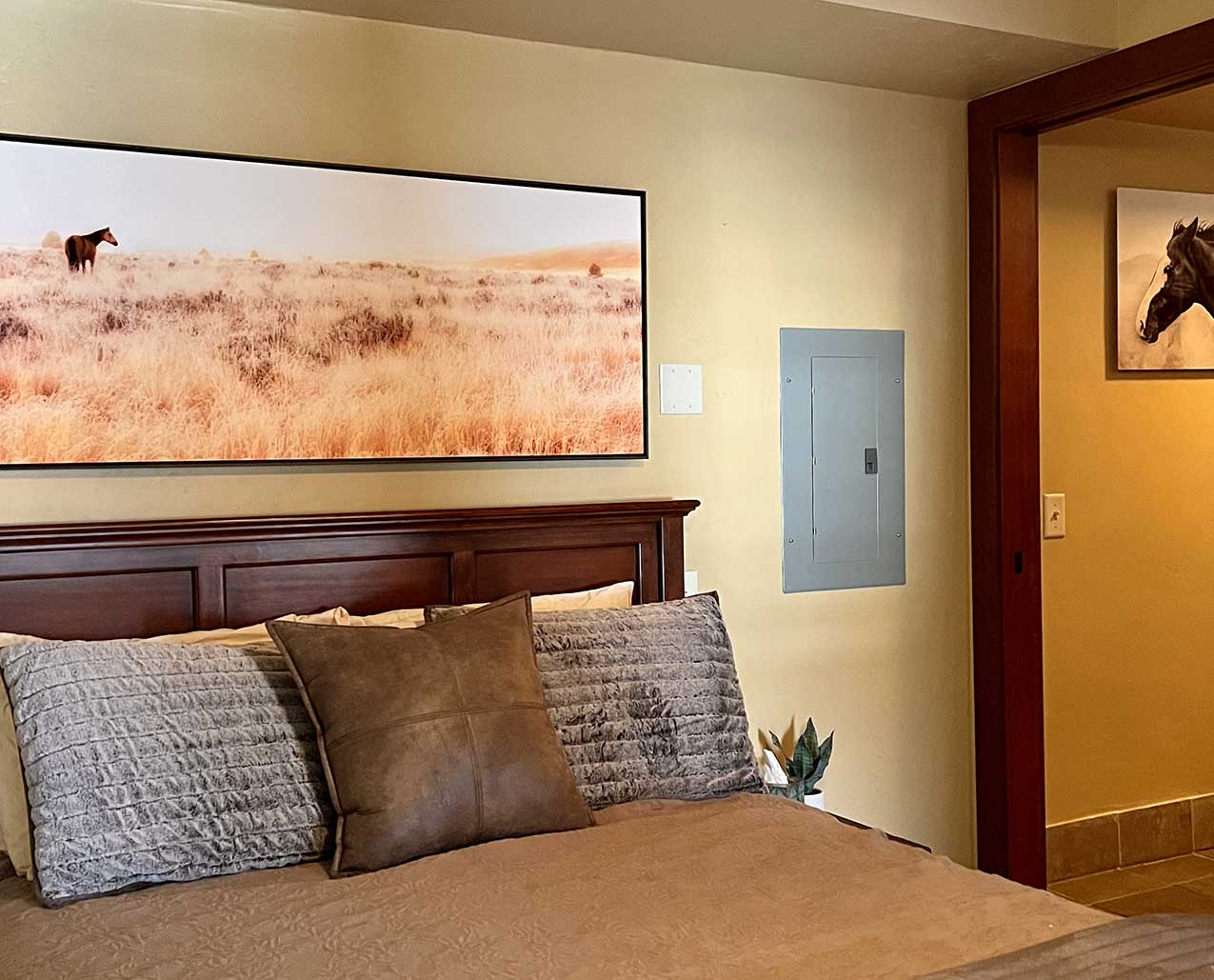 6th Floor Wilma Condo slider image 2