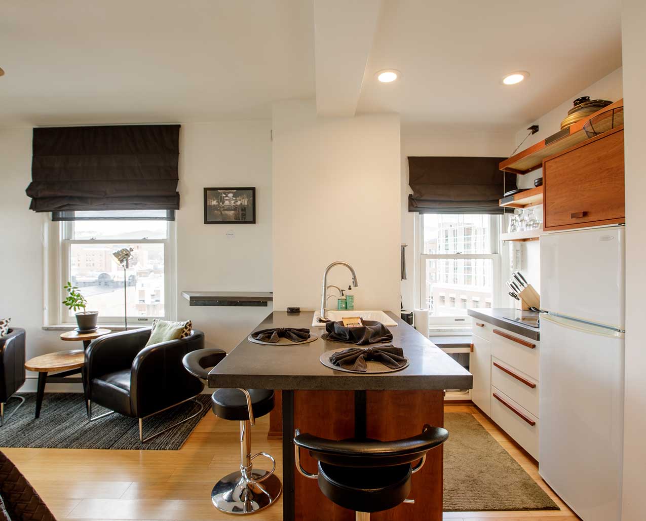 Wilma Studio 54 slider image 3