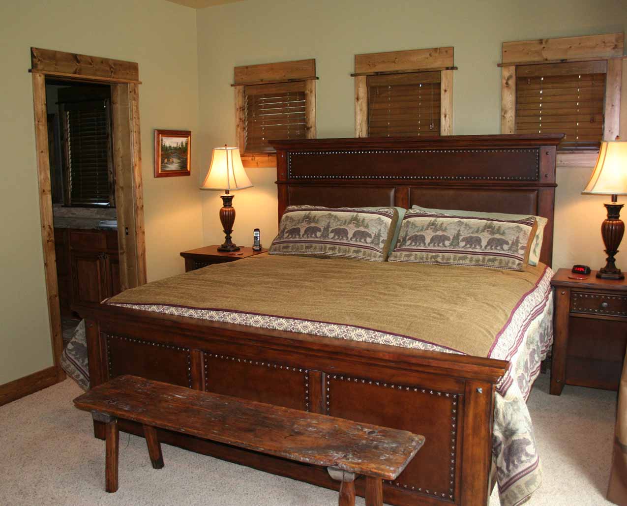 Crooked Canyon Lodge The River House slider image 1