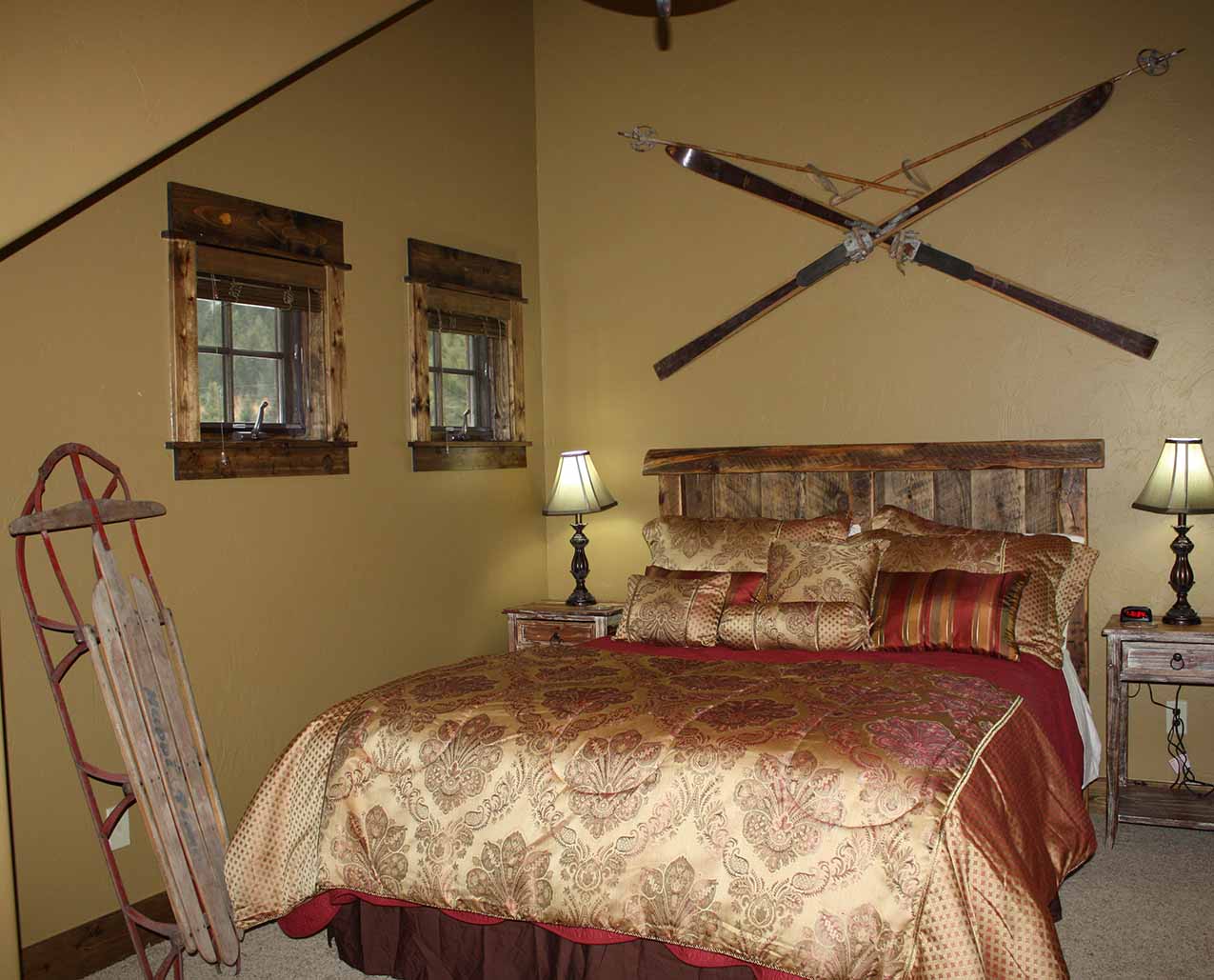 Crooked Canyon Lodge The River House slider image 2