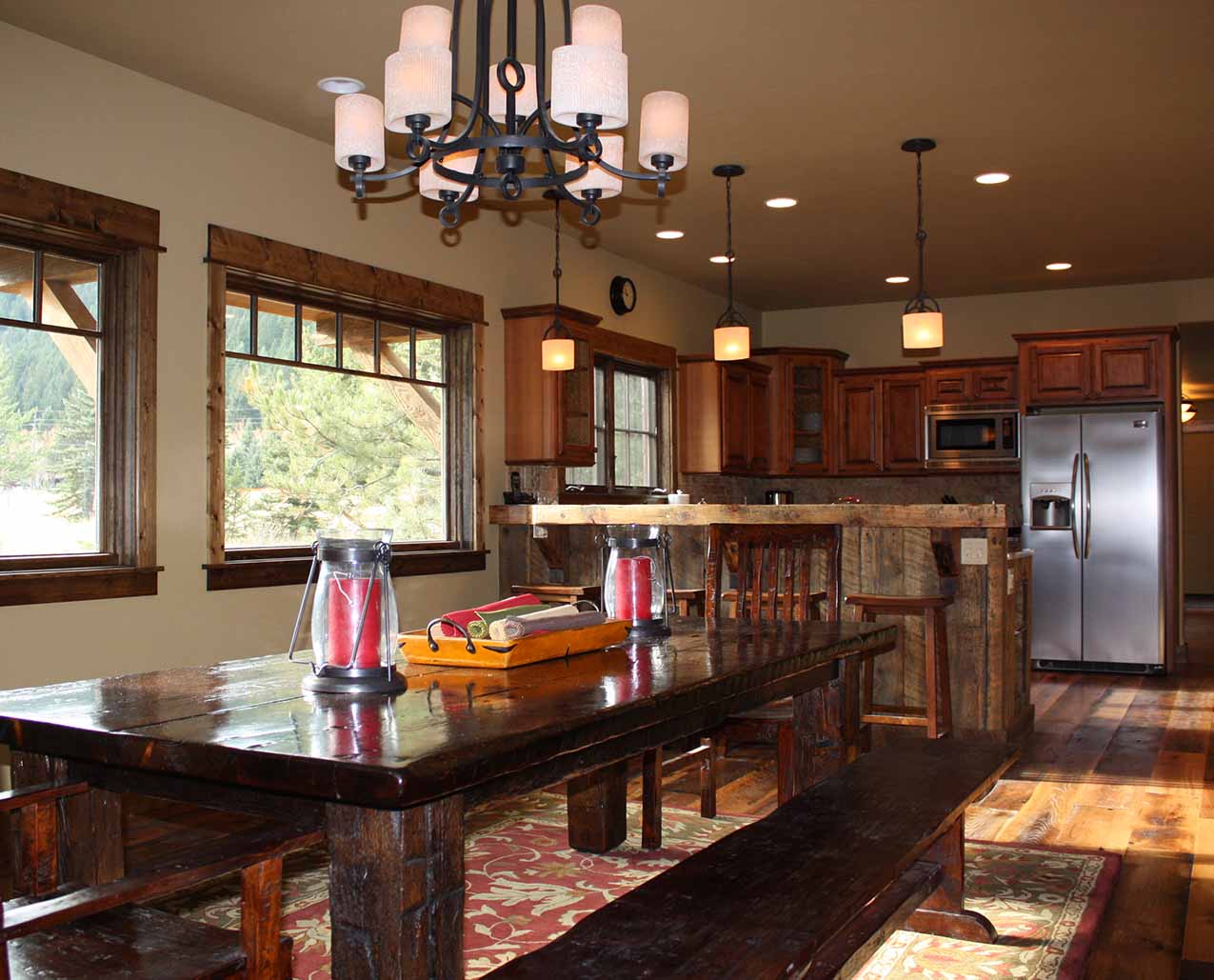 Crooked Canyon Lodge The River House slider image 3