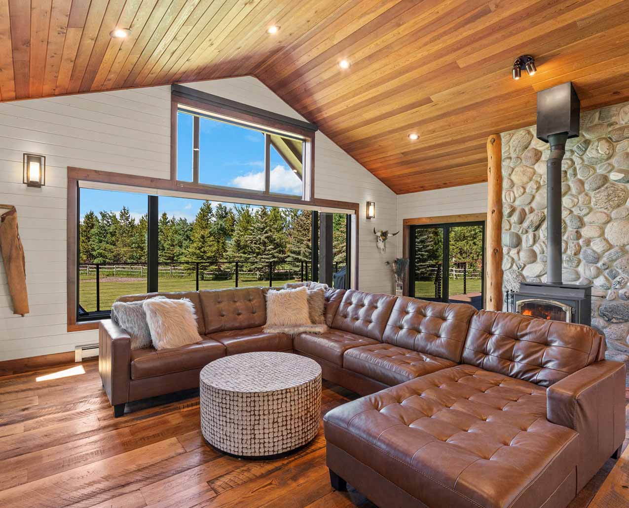 Painted Peaks slider image 1