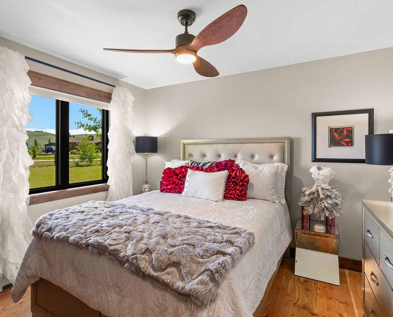 Painted Peaks slider image 3