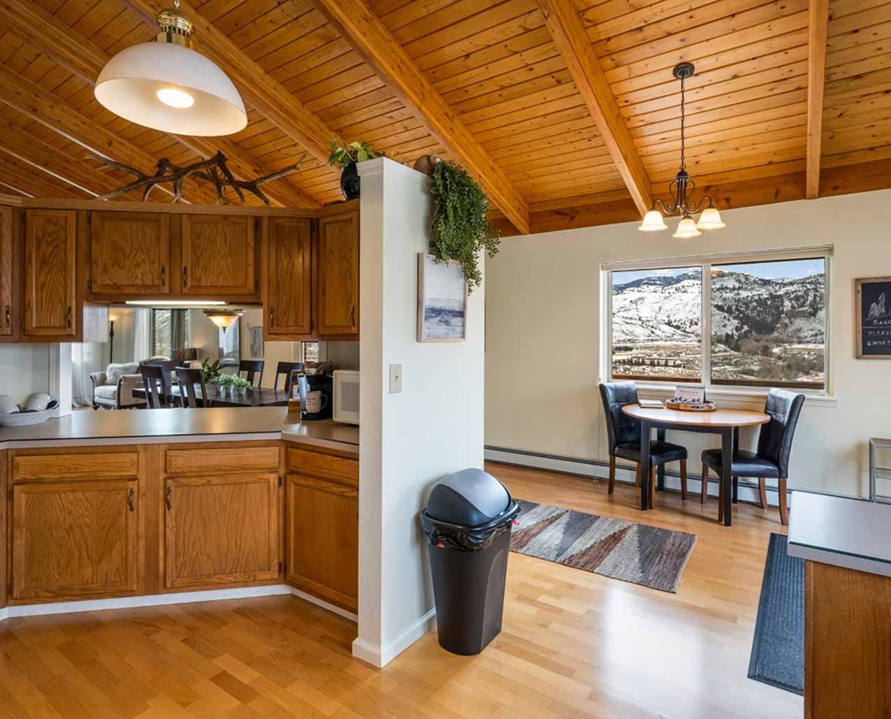 Saddle Ridge Retreat slider image 1