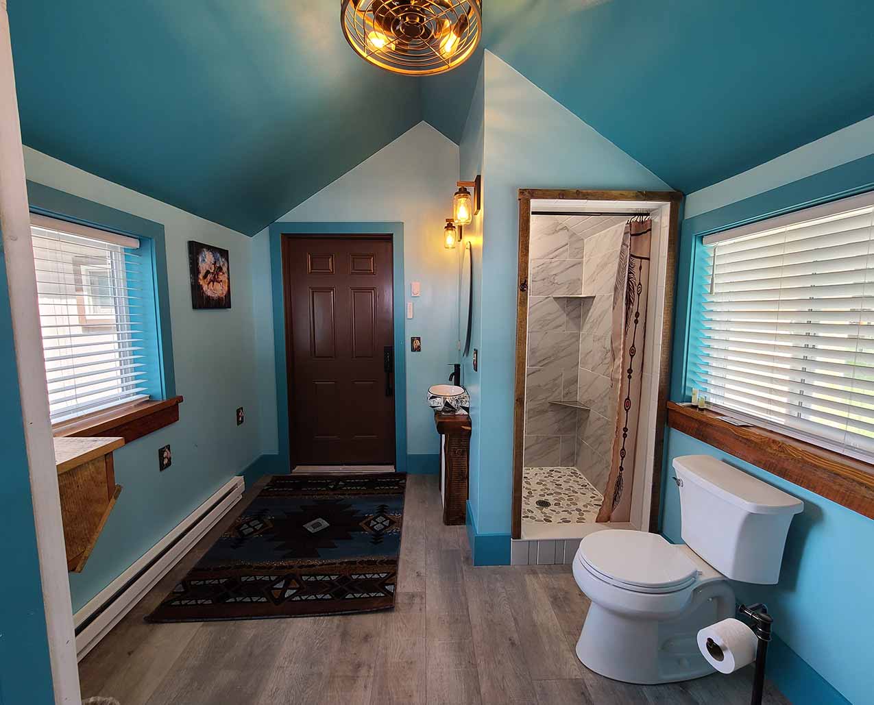 Three Bears Motel slider image 4