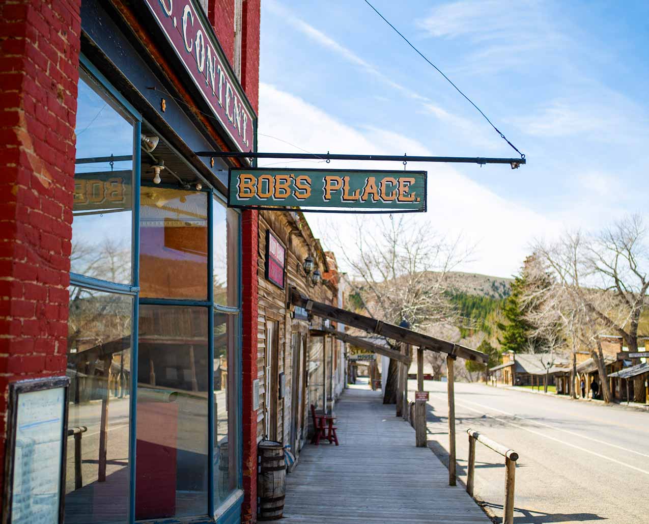 Bob's Place Pizza slider image 1