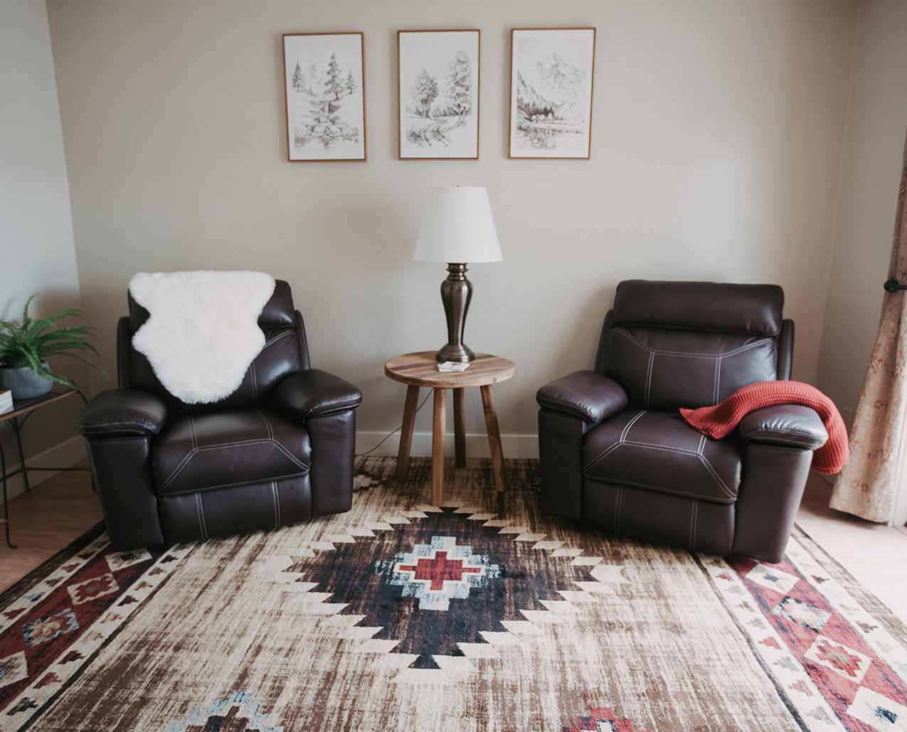 Goldsmith's Riverfront Inn slider image 4